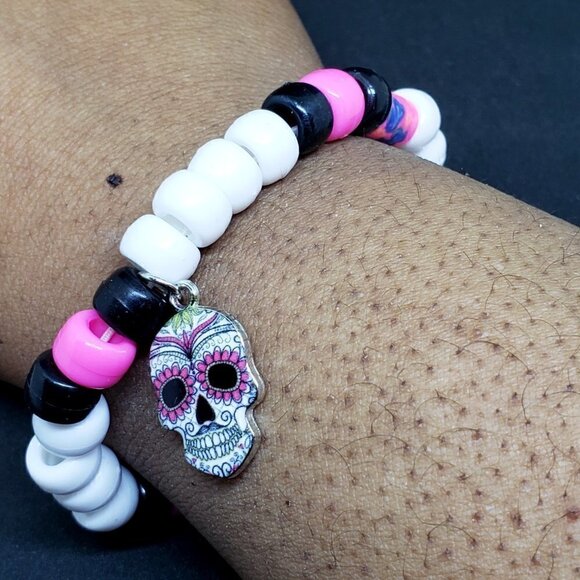 Colorful Kandi Skull Charm Bracelet - Picture 4 of 5